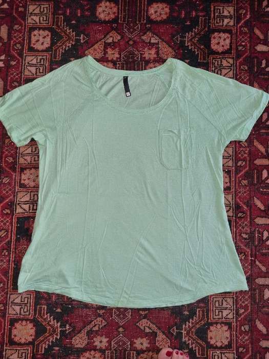 Woolworths Green T-shirt - Size M