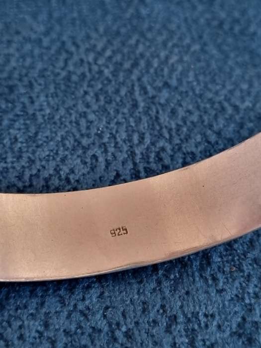 Beautiful Sterling Silver Engraved Hinged Bangle