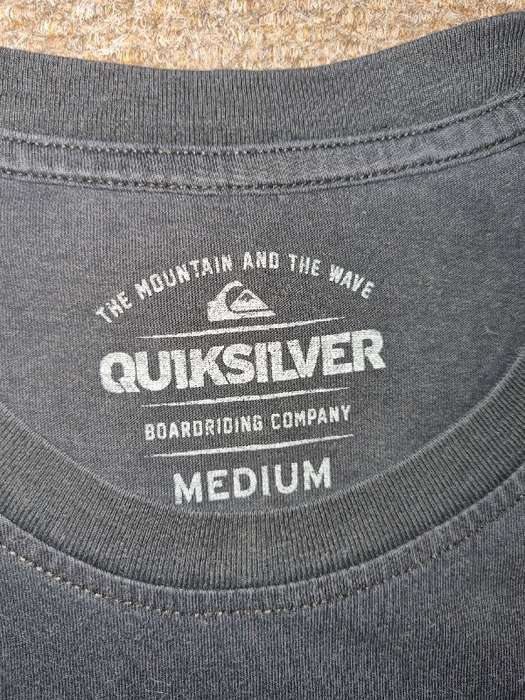 Quiksilver T-shirt - Size M