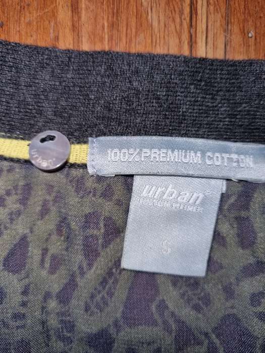 Grey Knitwear with beautiful Lime detail on the back - Size S - 100% Premium Cotton - Brand - Urban