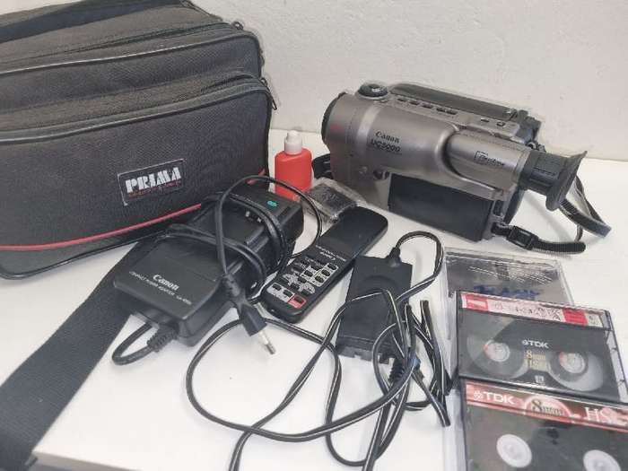 Canon UC5000 8mm Video Camcorder