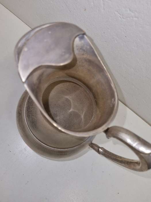 Large Silver Plated water jug - Good Quality Heavy item - Needs a clean