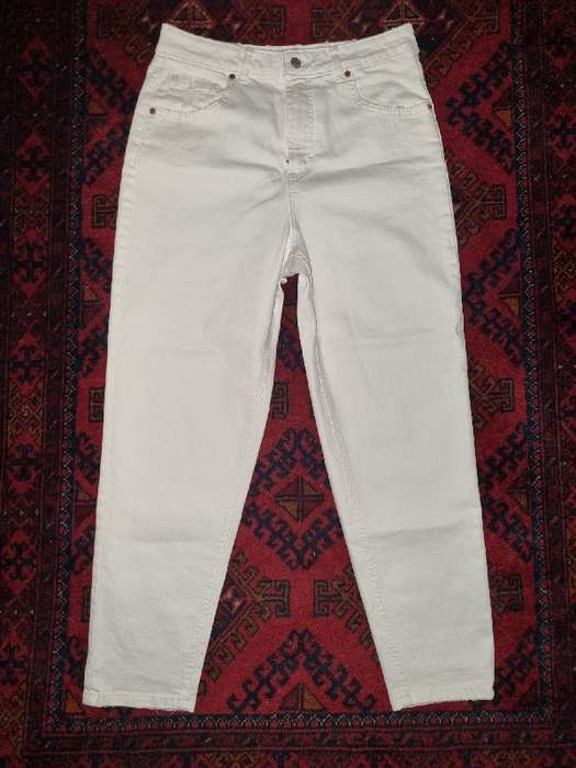 RE: Woolworths Ultra High Rise Mom Jeans - Size 14