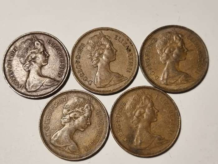 5 x 2 New Pence coins