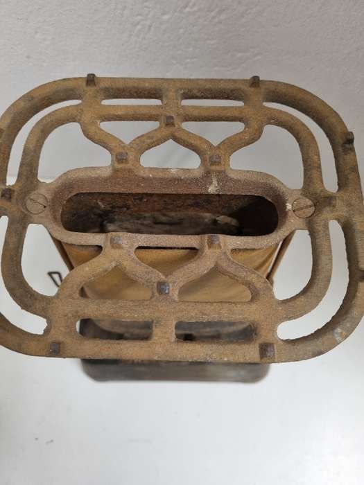 Antique Cast Iron Beatrice Kerosene stove