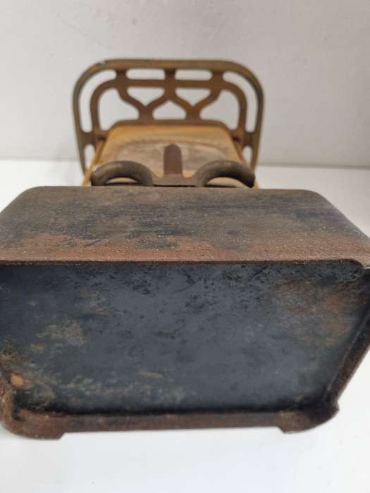 Antique Cast Iron Beatrice Kerosene stove