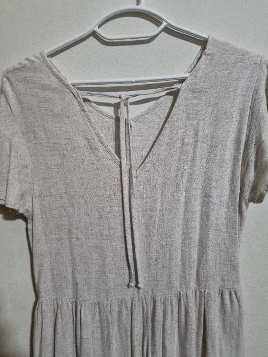 Tiered dress with back detail and pockets - Size M - Oatmeal colour