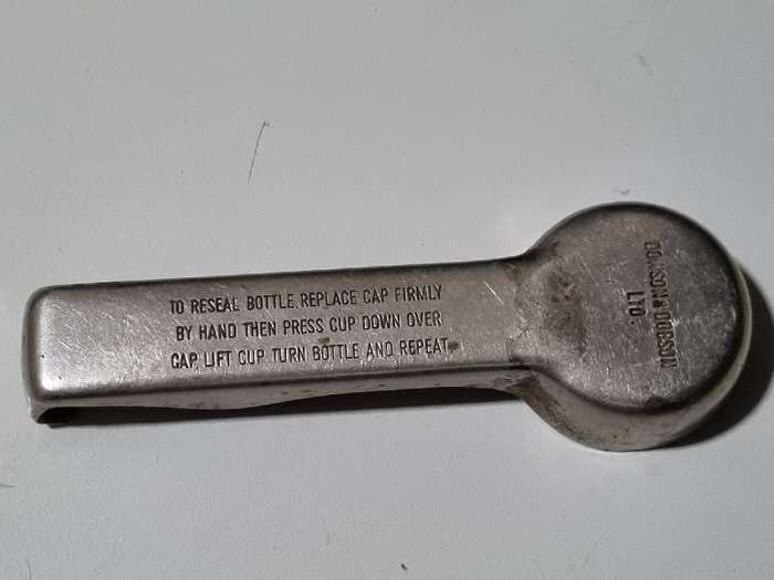 Vintage Dowson & Dobson Bottle Cap Resealer