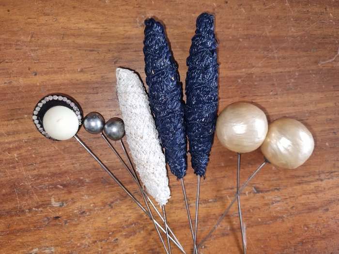 8 x Antique Hatpins