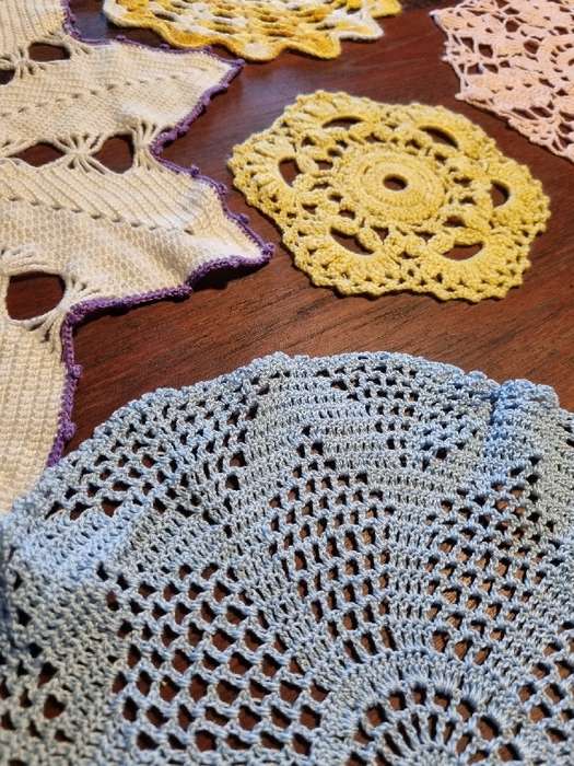 6 x Colorful Vintage Crochet Doilies