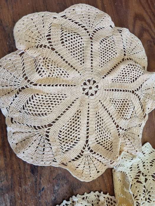 4 x Crochet Doilies