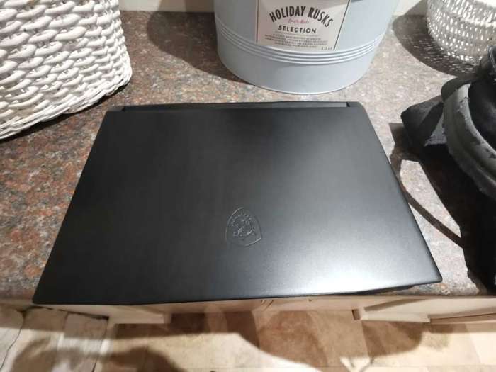 MSI KATANA GF66 11UE - READY to SHIP ASAP