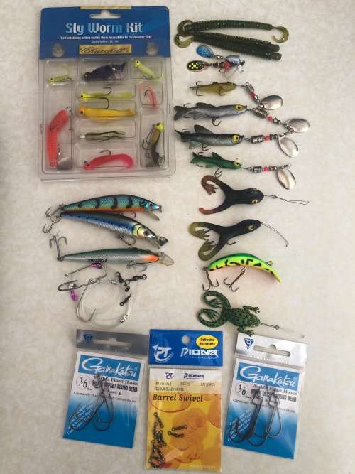 Fishing lures and spinners