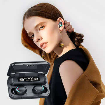 WIRELESS HEADSET WITH BUILT IN POWERBANK