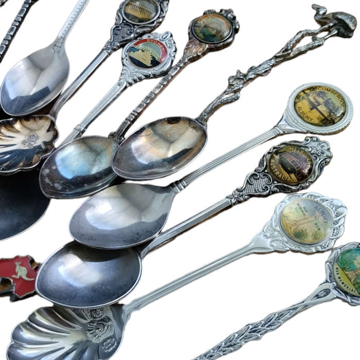 Australian Mix of Collectable Teaspoons (Lot of 21) #O0034