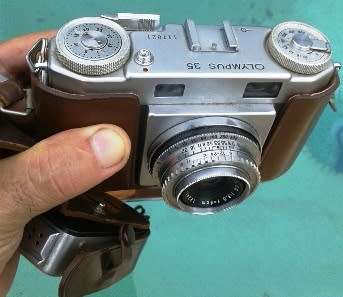 VINTAGE  OLYMPUS TOKYO 35 Cameras & LIGHT METER  (GOOD FOR COLLECTOR)