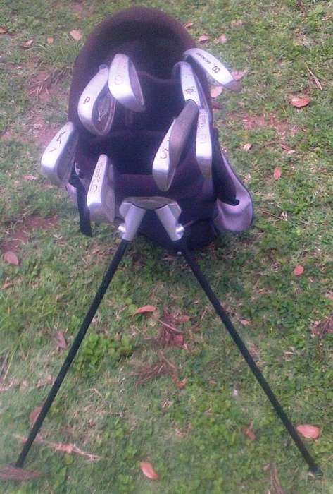 GOLF CLUBS  ASSORTED MAKES +  BAG  IRONS  3-9  +PW +SW