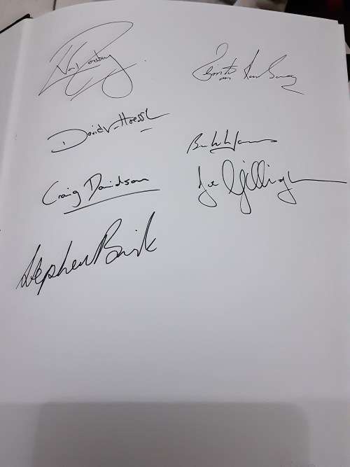 Black and White A Season with The Sharks by Sean Laurenz & Paul Mitchell **SIGNED by 7 players
