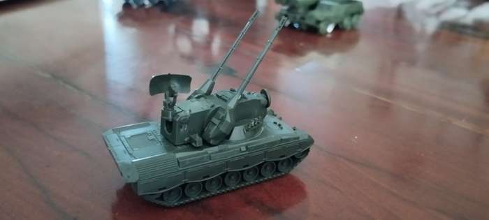 Self Propelled Anti Aircraft Armoured Vehicle - 1/87 Scale