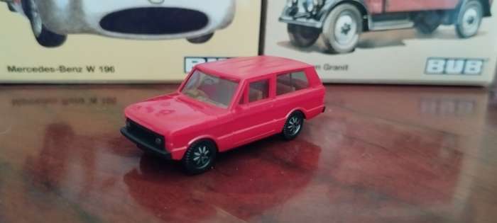 Herpa Range Rover - 1/87 Scale