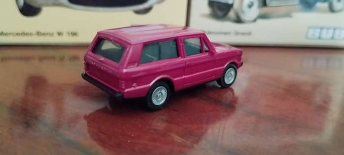 Herpa Range Rover - 1/87 Scale