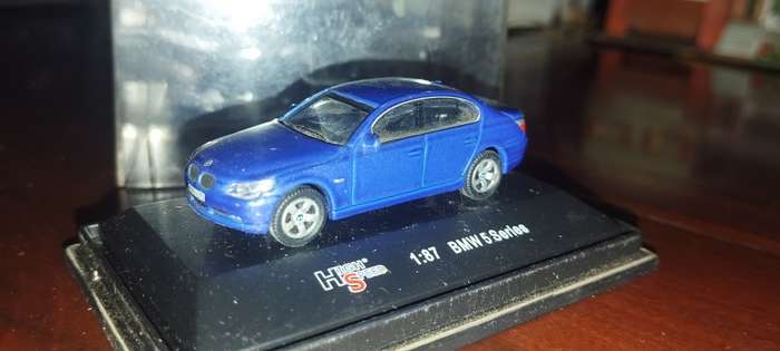 High Speed BMW 5 Series - 1/87 Scale