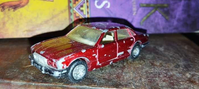 Matchbox Jaguar XJ6
