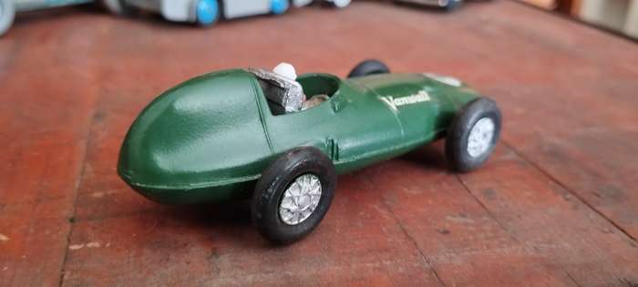 Corgi Vanwall F1 Car - 150 - 1/43 Scale