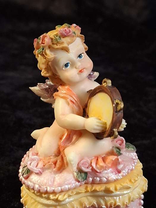 Resin Heart Shape Trinket Box with Cherub