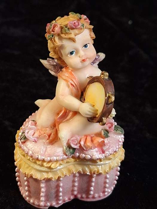 Resin Heart Shape Trinket Box with Cherub