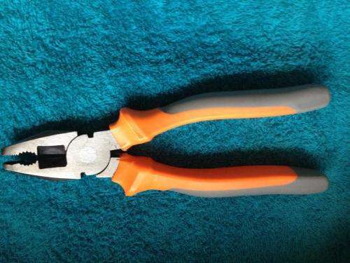 Pliers