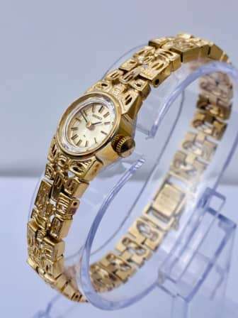 VINTAGE SEIKO LADIES DRESS  WATCH  (GOLD PLATED) WORKING CONDITION