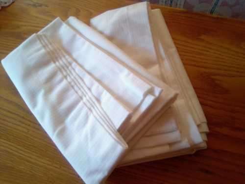 TABLE CLOTHS - BEAUTIFUL BRIGHT WHITE - your bid per item