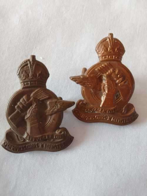 SADF - SA ARMY Q-SERVICES CORPS (WW2) COLLAR BADGE SET - VERY RARE