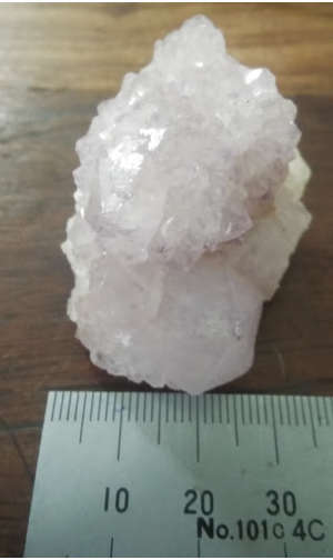 Boekenhout Spirit Quartz  cleansing  the aura and can dispel negative attachments and entities