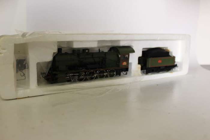 Roco :SNCF 0-10-0 STEAM LOCOMOTIVE 050B