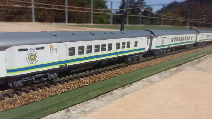 SARM: South African Metro Police Passenger Mobile Coach (Lima Couplers)