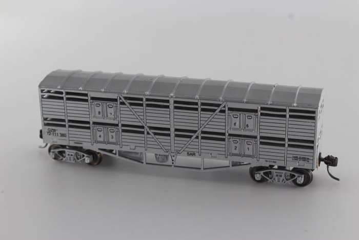 SARM: Triple Deck Cattle Wagon (Lima Couplers)