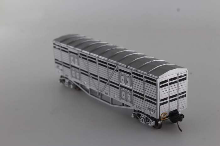 SARM: Triple Deck Cattle Wagon (Lima Couplers)