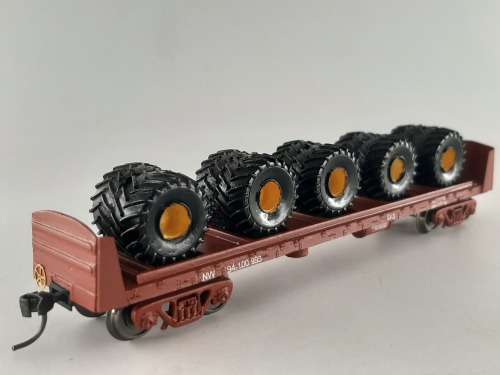 SARM : SAR DZ Wagon with Tractor Tyres (Lima Couplers)