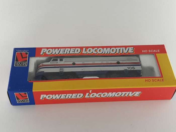 Amtrack :  Diesel Locomotive