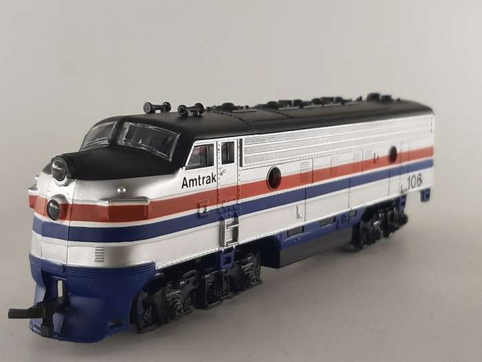 Amtrack :  Diesel Locomotive