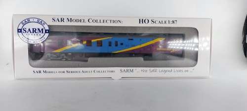 SARM :) South African Shosloyza Meyl Composite Coach (Lima Couplers)