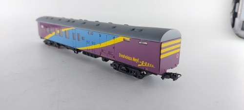 SARM :) South African Shosloyza Meyl Composite Coach (Lima Couplers)