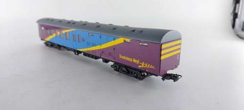 SARM :) South African Shosloyza Meyl Composite Coach (Lima Couplers)