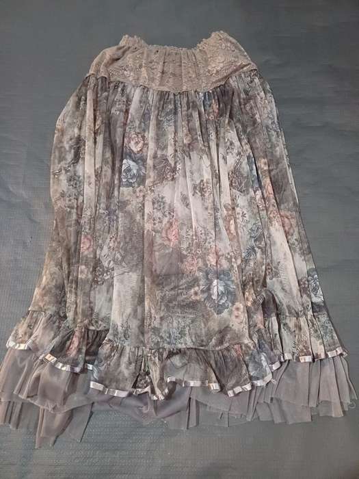 Ladies Skirt (Size M/L)
