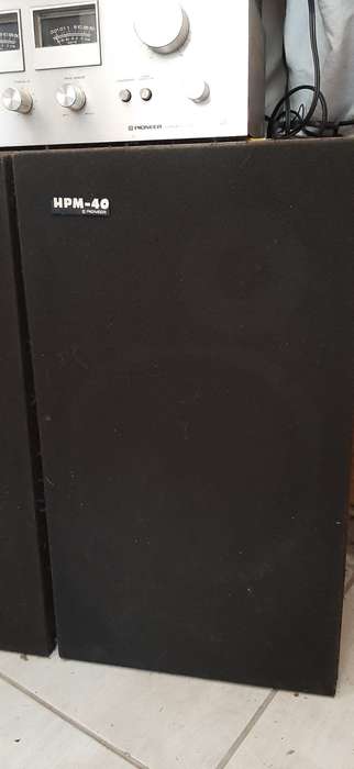 Antique Pioneer Hifi system with speakers, cassette deck and turntable