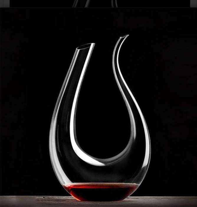 2 Litre U-Shaped Wine Decanter