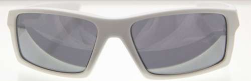 OAKLEY Sunglasses - Made in USA - SPECIAL OFFER - R1 Start with NO Reserve