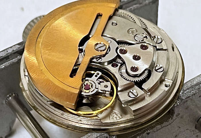 Vintage Roamer Mustang Indianapolis Automatic Men`s Watch, cal. MST 471, 43 jewels